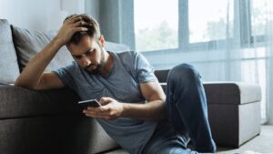 the best way to get off fentanyl is through medications that help you overcome withdrawal and therapy for changing behavior