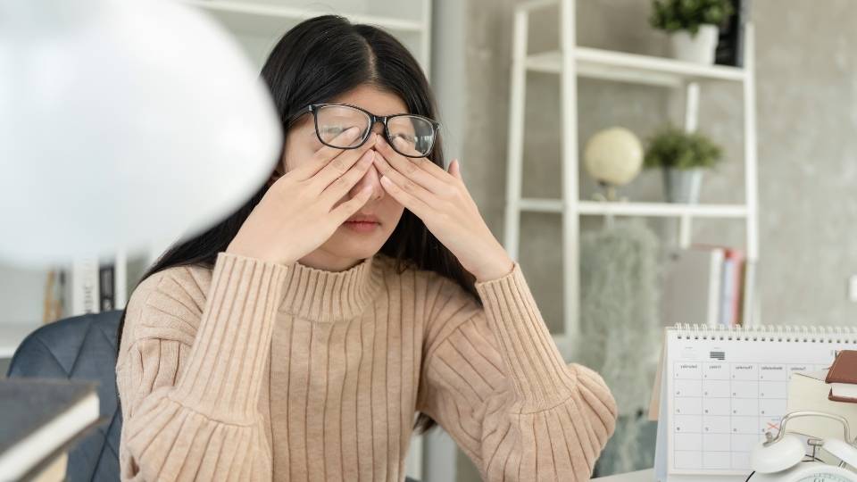 Does Adderall Help With Anxiety? No, it in fact it may make anxiety worse ins some cases