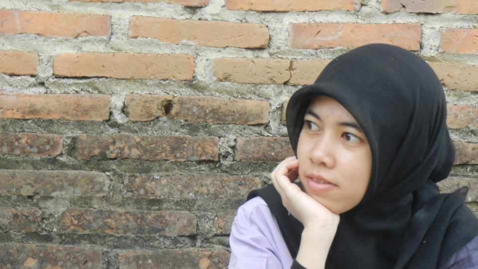 Generalized Anxiety Disorder (GAD) vs Panic Disorder the difference is between the speed, anxiety is slow and panic is fast.