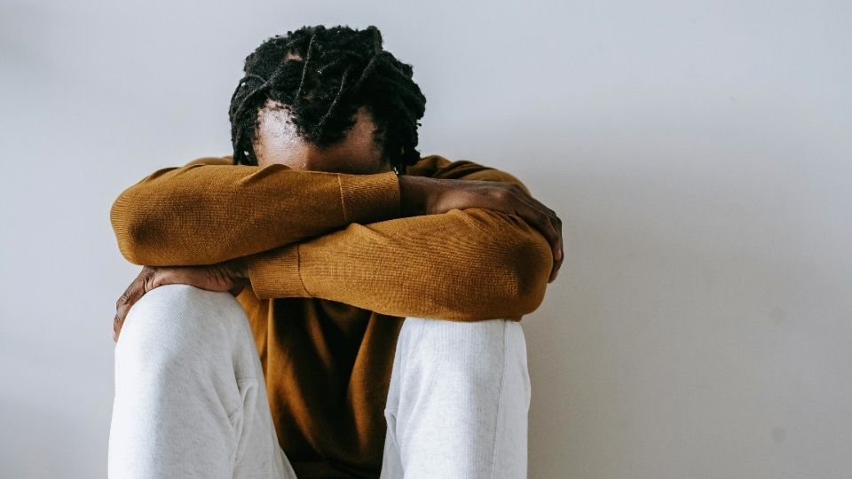 Long-Term Effects of Heroin Use on the Brain and Body include physical dependence and cravings.